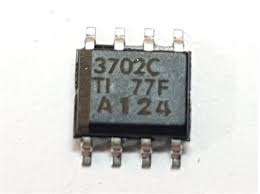 2xComparator SO8