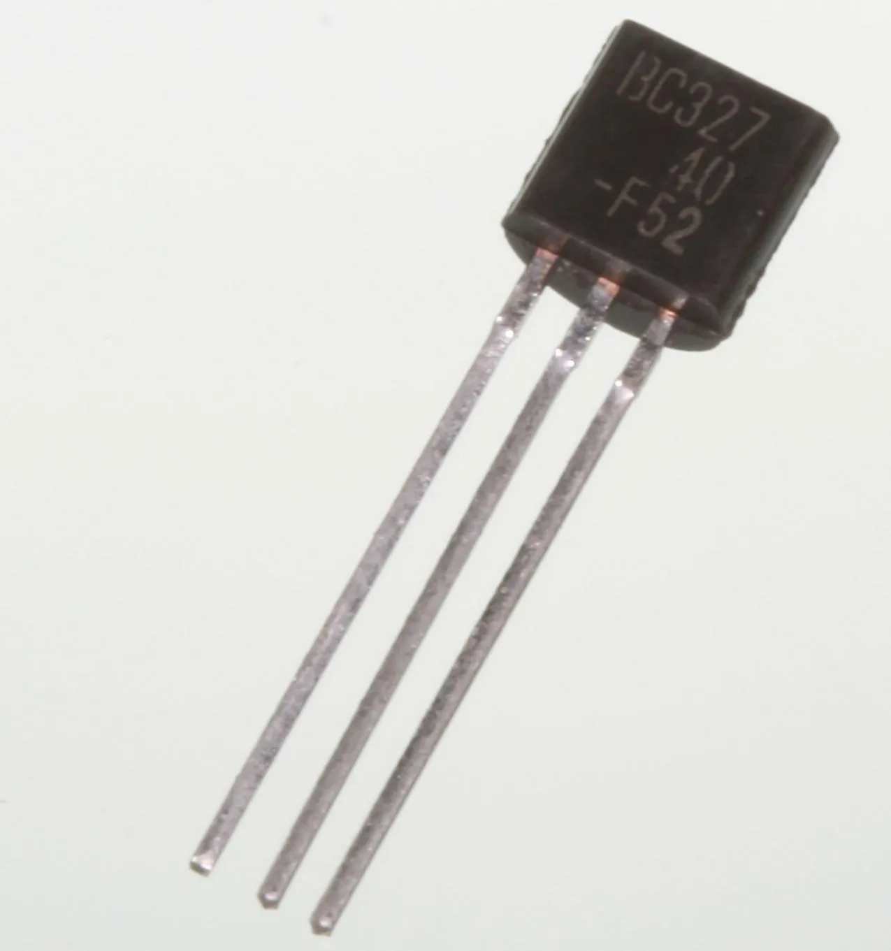 PNP 45V 0,5A 0,625W B:250-600 TO92