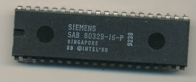 8-Bit Sigle-Chip Microcontroller DIL40