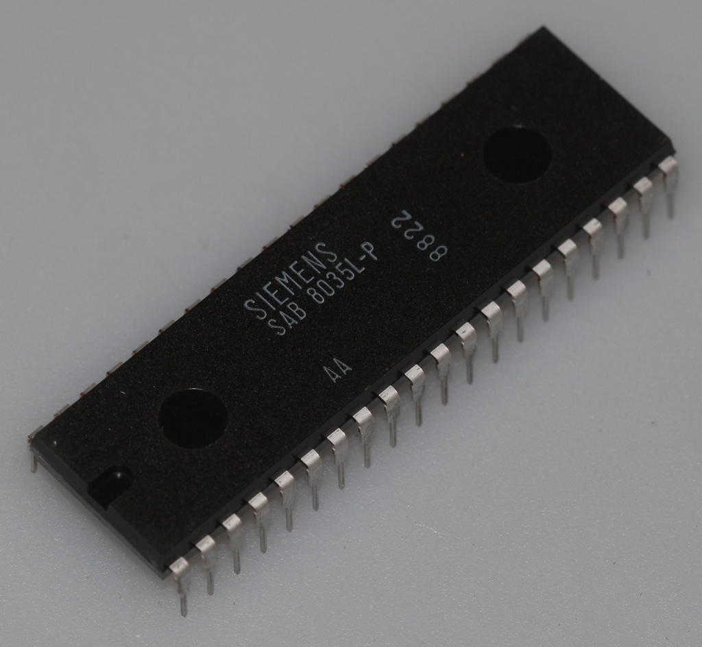 SAB8035L-P - DIL40