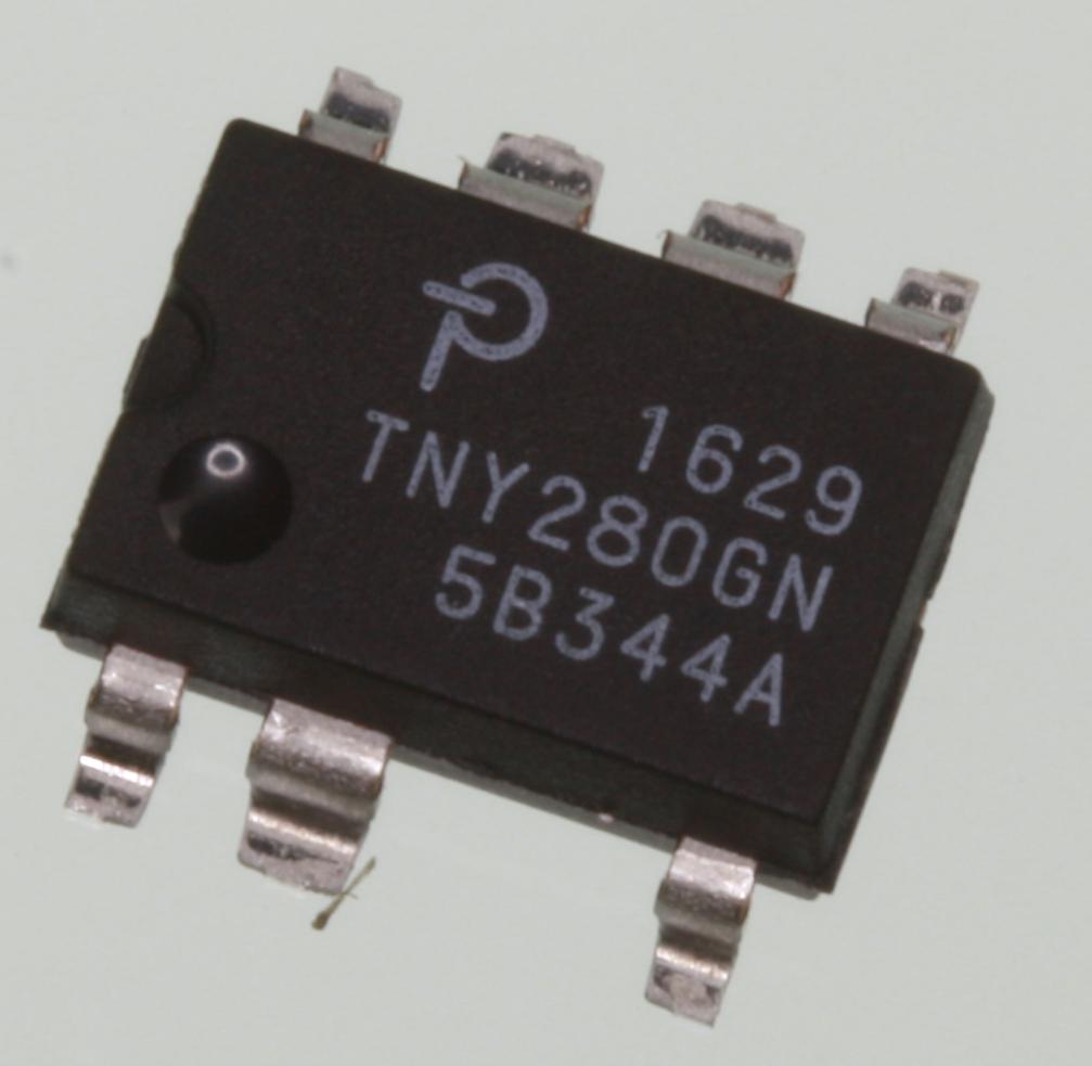 Off-Line Switcher 36,5W SOL8 (7pin)