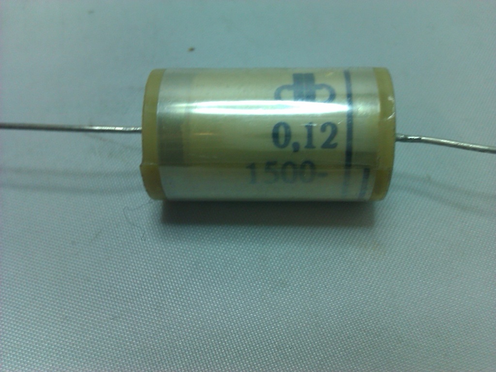 Booster Capacitor 20% Ø=10x20mm.