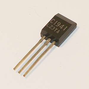 NPN 160V 0,05A 0,8W SOT-33