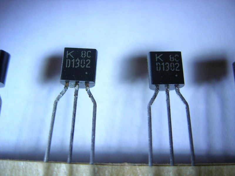 SI-N 25V 0,5A 0,625W TO-92