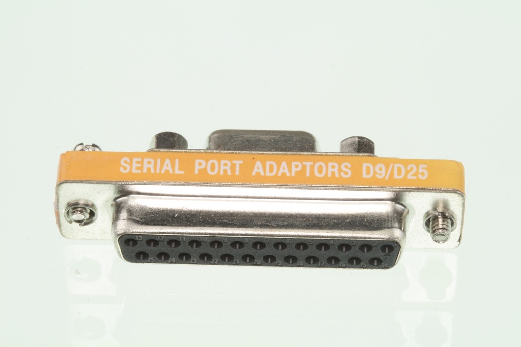 Adapter DSUB 9 HUN - DSUB 25 HUN
