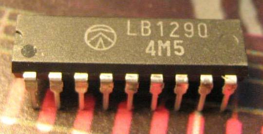 8xNPN Darligton 55V, 0,033A DIP-18