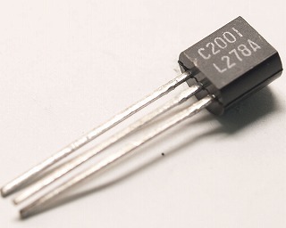NPN 30V 0,7A 0,7W TO92