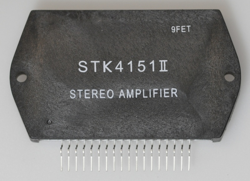 Stereo POWER AMP 2x30W 27V 0,4% 18-pin