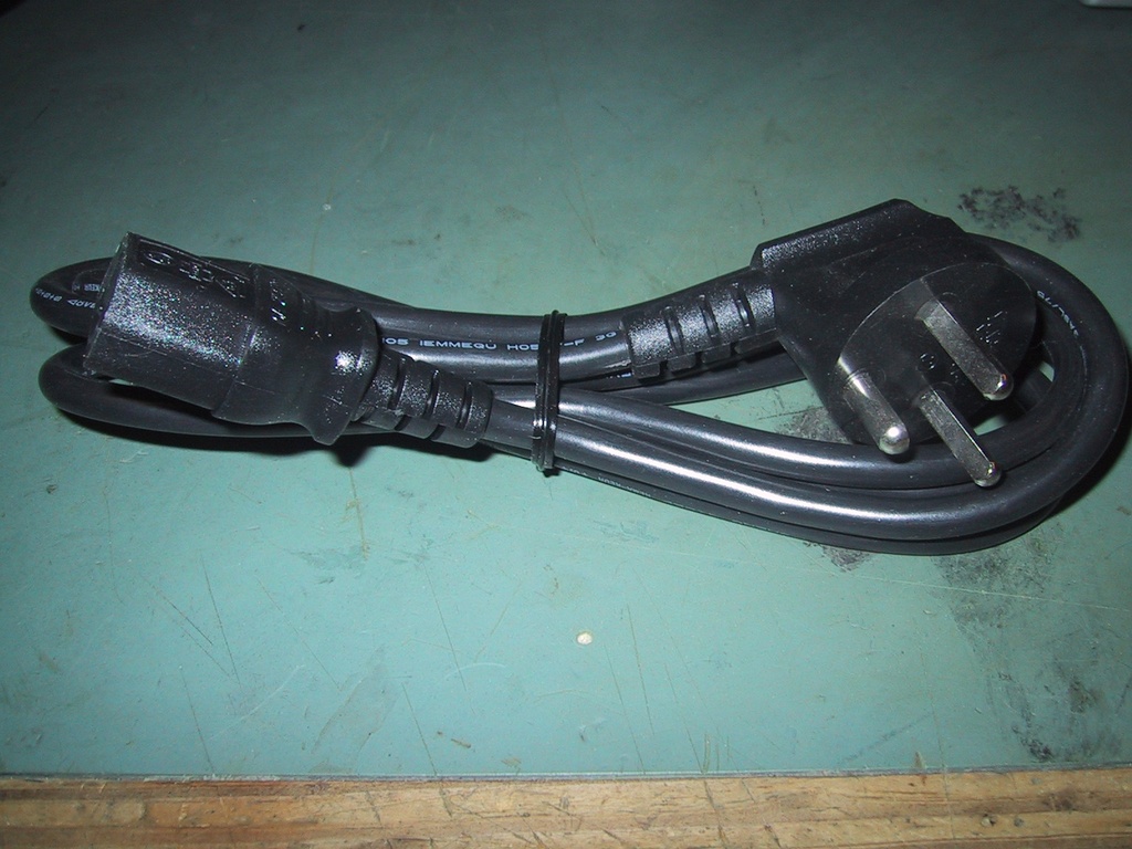 Apparat kabel m. 90¤ EDB stik, 1,8m, SORT