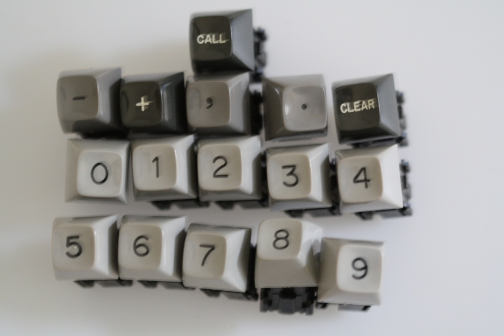 16 switche med 16 taster/ Sensor output
