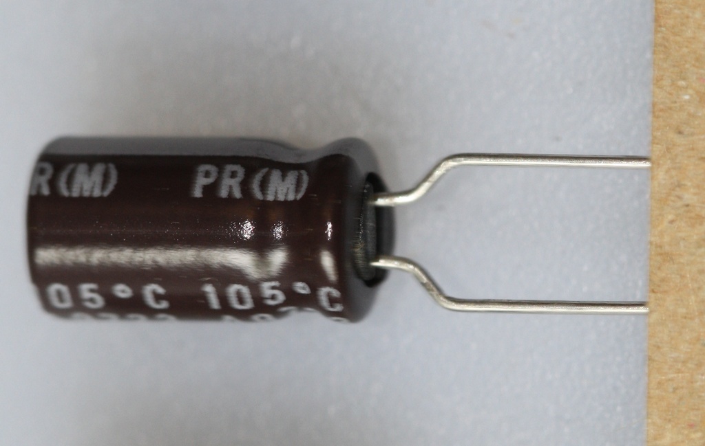 El-Capacitor 1µF/160V-P5,0-6,3x12
