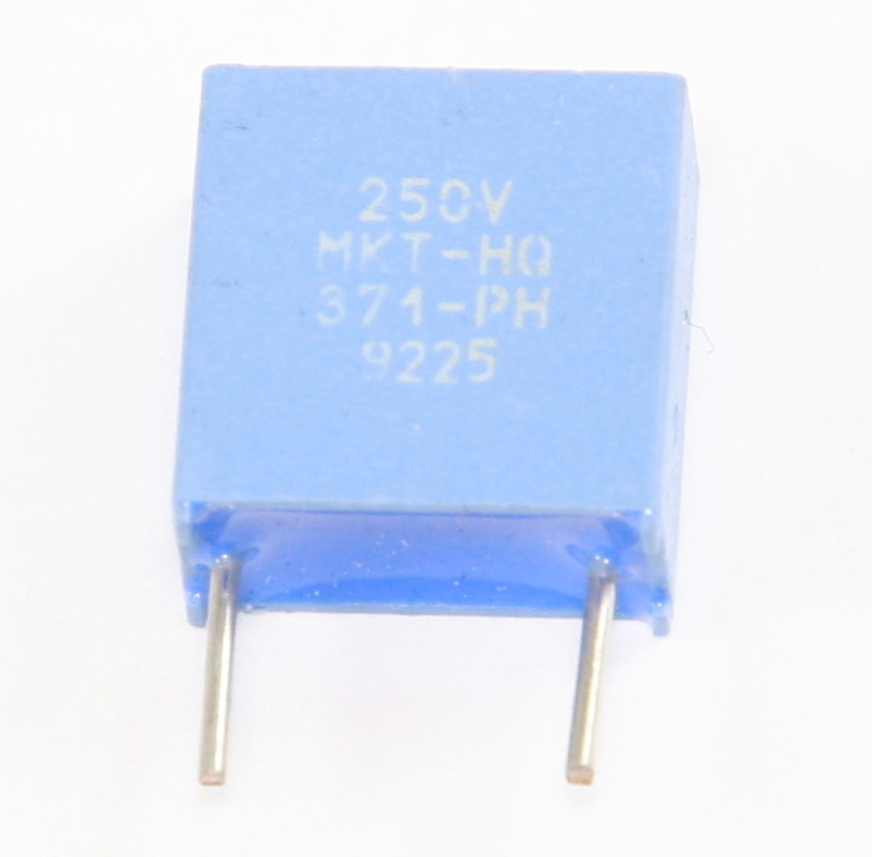 MKT Capacitor 100nF 250V 10% P7,5