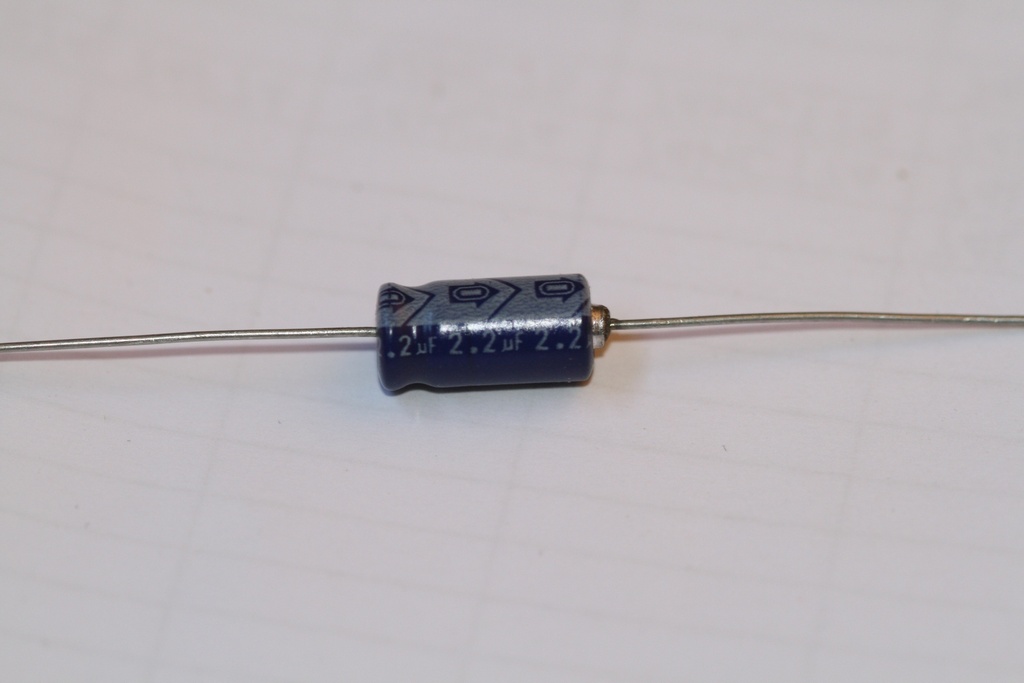 El-Capacitor 2,2µF/100V-6x12mm