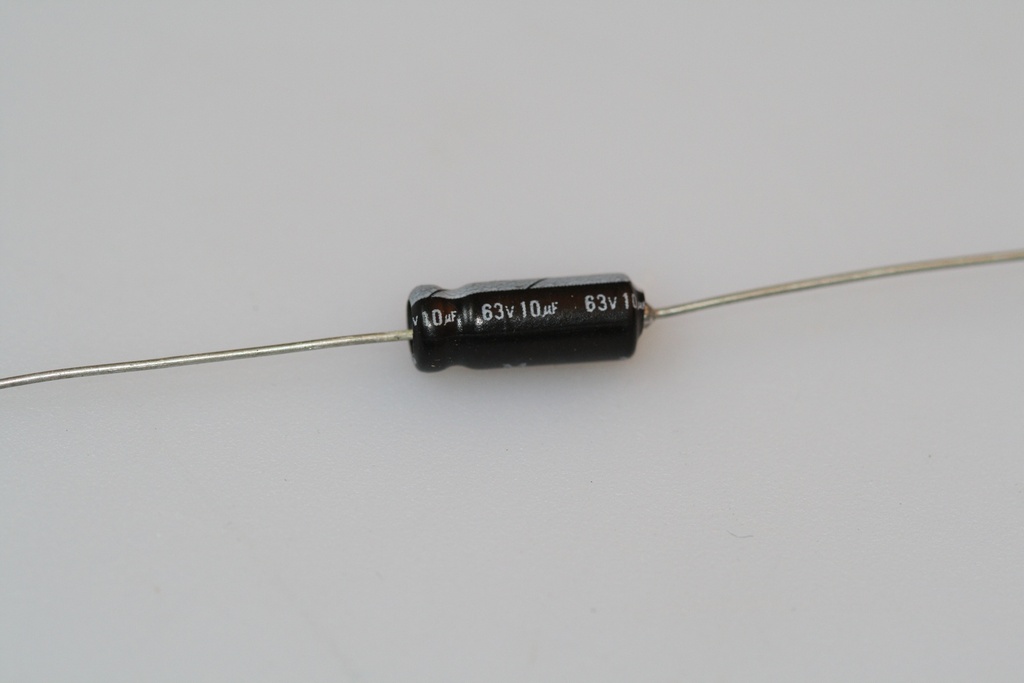 El-Capacitor 10µF/63V-5x13mm