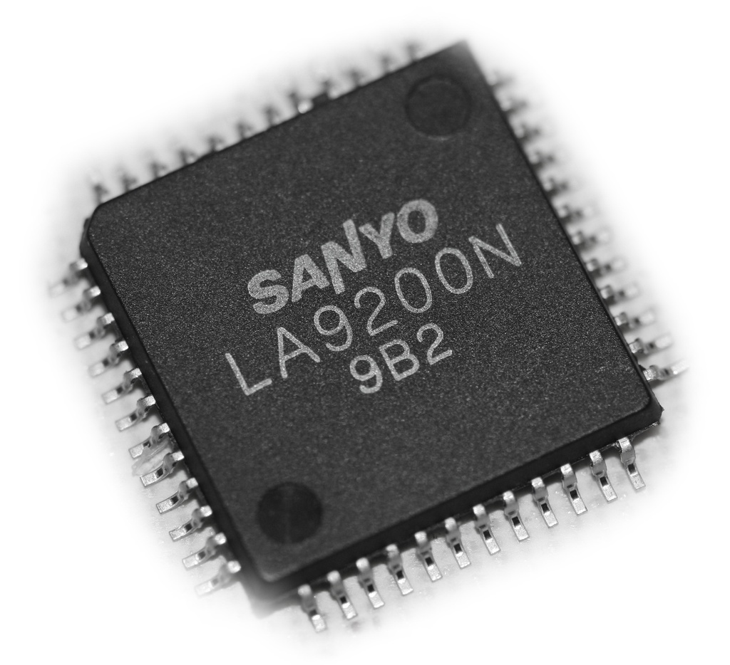 Analog Signal Processors for Compact Disc Players QFP-48