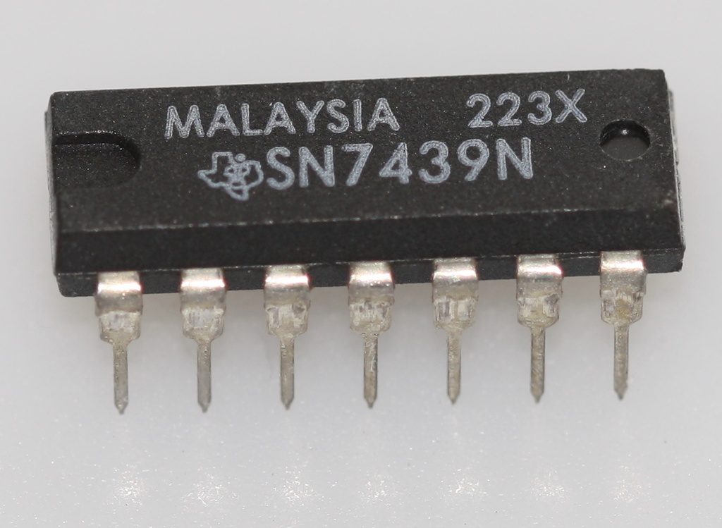 Quad 2-input NAND buffer with open collector outputs DIP-14