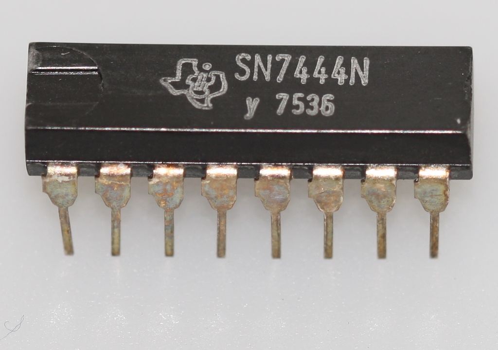Excess-3-Gray code to decimal decoder DIP-16