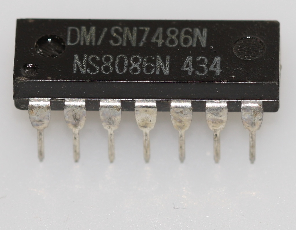 Quad 2-input XOR gate DIP-14
