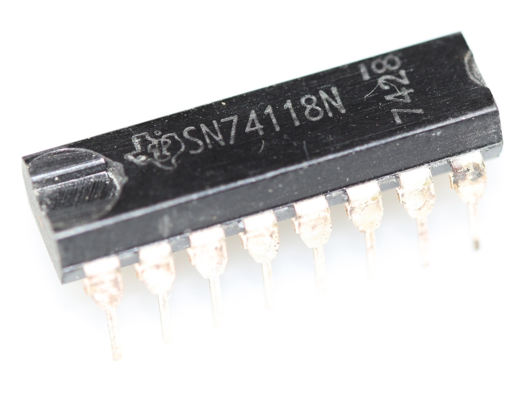 Hex set/reset latch   DIP-16