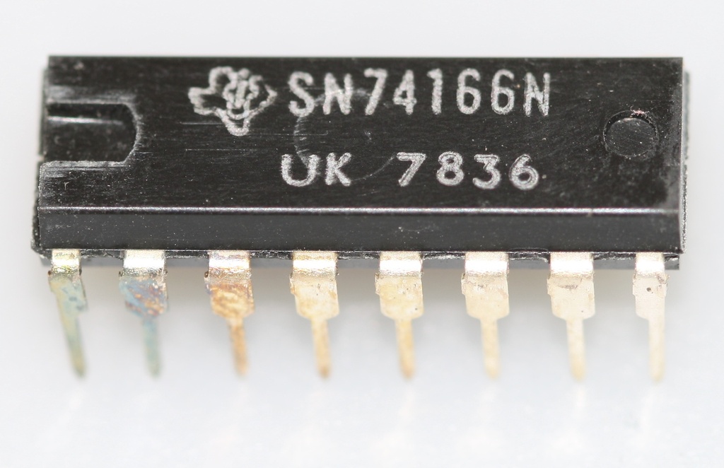 Parallel-Load 8-bit shift register DIP-16