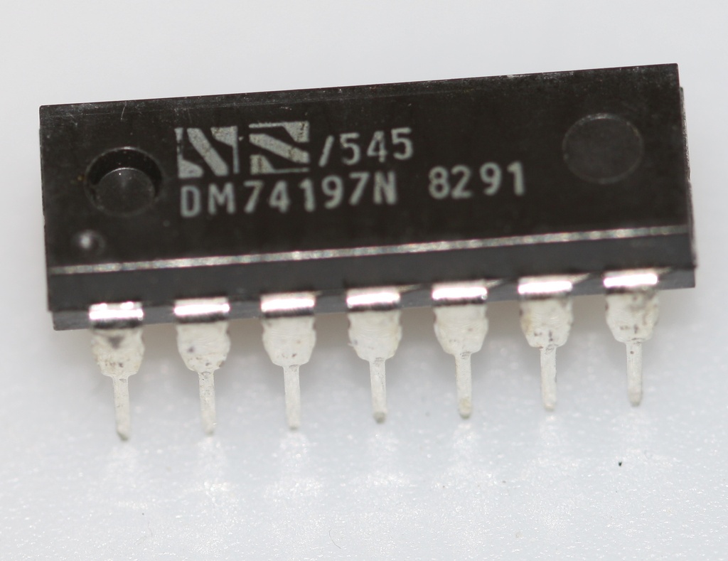 Presettable binary counter/latch DIP-14