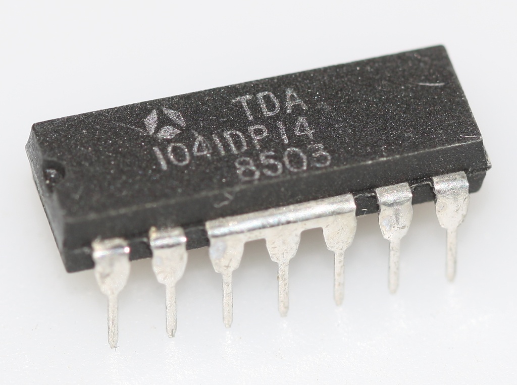 Motor Speed Control. 1,4W DIP-14