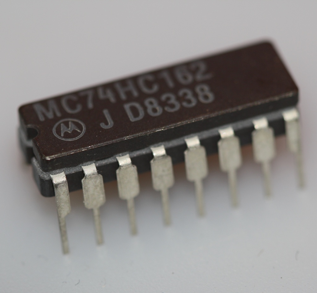 Synchronous 4-bit decade counter DIP-16