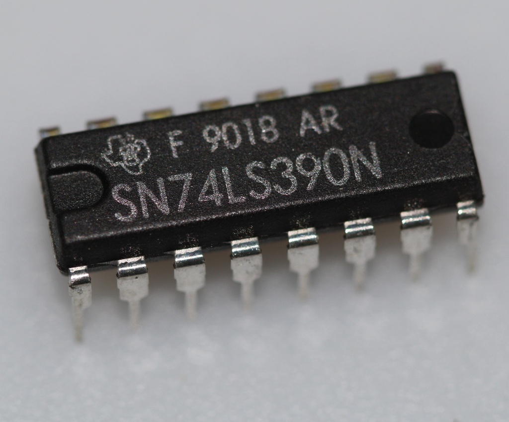 Dual 4-bit decade counter DIP-16
