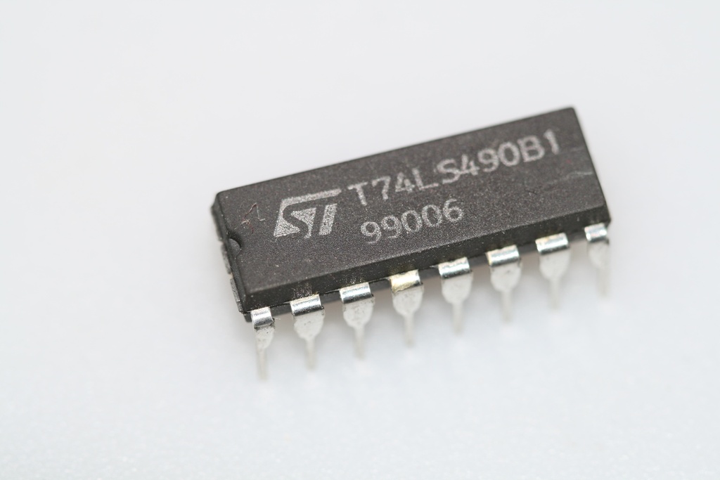 Dual decade counter DIP-16