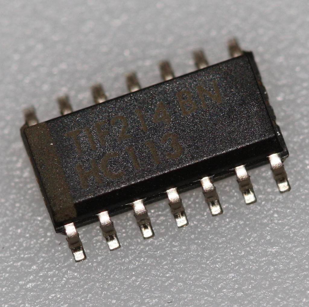 Dual J-K negative-edge-triggered flip-flop with preset SO-14