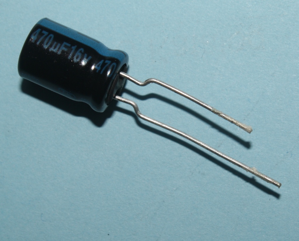 El-Capacitor 470µF/16V-P3,5 8X11,5