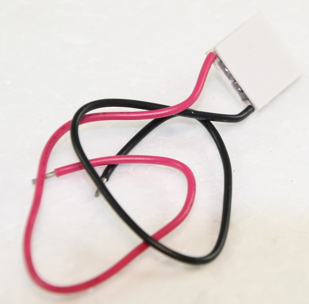 Peltier element, 15x15mm. 2VDC 8,5A (9,5W)