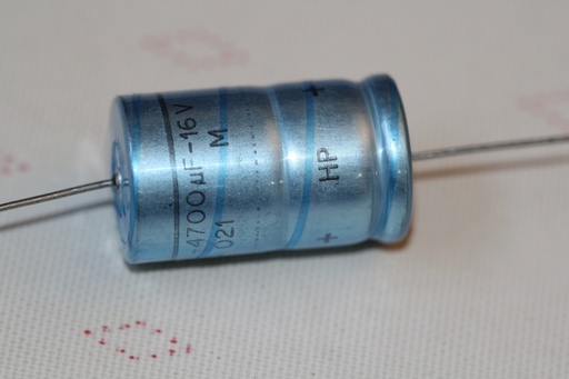 [142990] El-Capacitor 3300uF/16V 18x42mm.