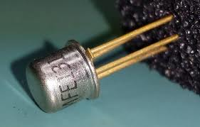 [146322] N-Ch 25V 30mA 0,3W Case 20-03 TO-72