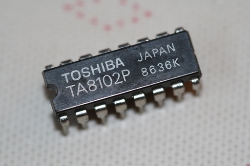 [135393] V(cc): 15V; I(o): 1A; 1.4W; LIN-IC CD-Controller DIP-16