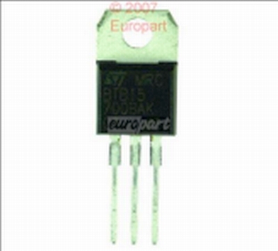 [135549] Triac 15A 700V 50mA TO220AB