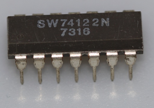 [131782] Retriggerable monostable multivibrator with clear DIP-14