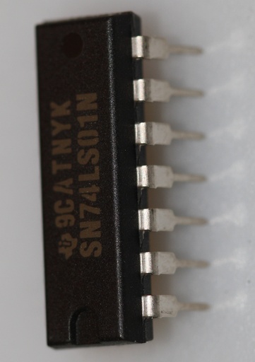 [131972] Quad 2-input NAND gate DIP-14