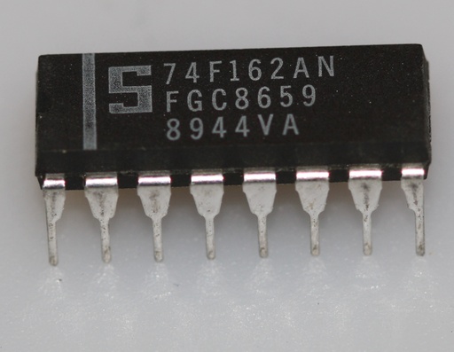 [131979] Synchronous 4-bit decade counter with synchronous clear DIP-16