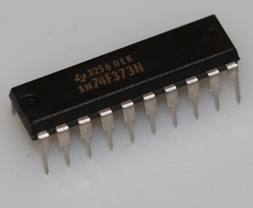 [131987] Octal transparent latch with three-state outputs DIP-20