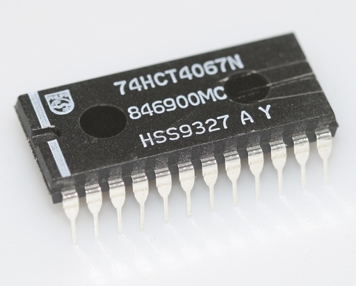 [132233] 16-channel analog multiplexer/demultiplexer DIP-24