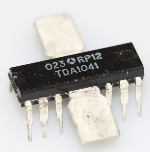 [132374] Motor Speed Control. 1,4W DIP-12+B