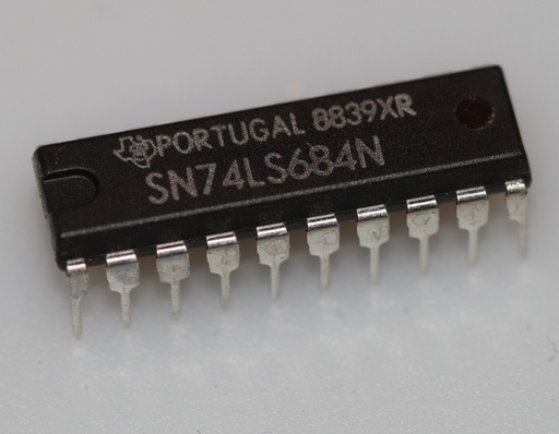 [132912] 8-bit magnitude comparator DIP-20