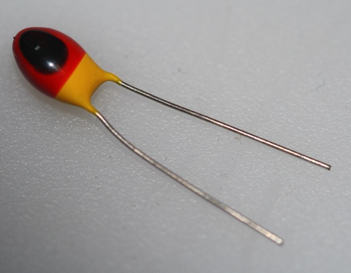 [132950] Tantalum Capacitor 22uF 6,3V P5,08