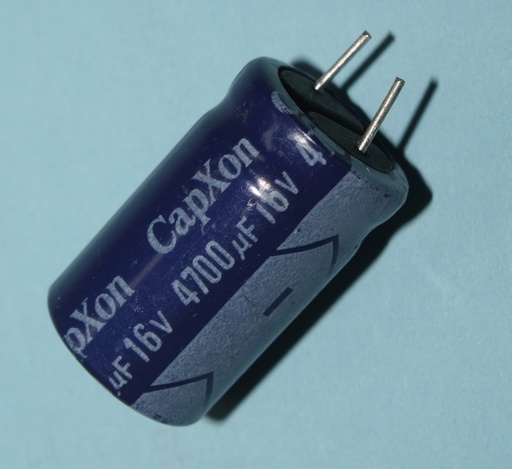 [133675] El-Capacitor 4700uF/16V-P7,5-16X26
