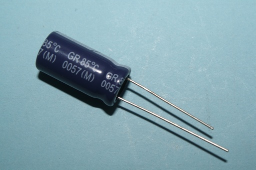 [133808] El-Capacitor 680µF/35V-P5-10X20