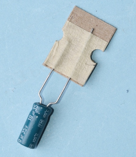 [134028] El-Capacitor 10µF/35V-P5-5x11