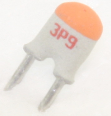 [147049] Cer Capacitor 3,9pF 100V P2,54 N150