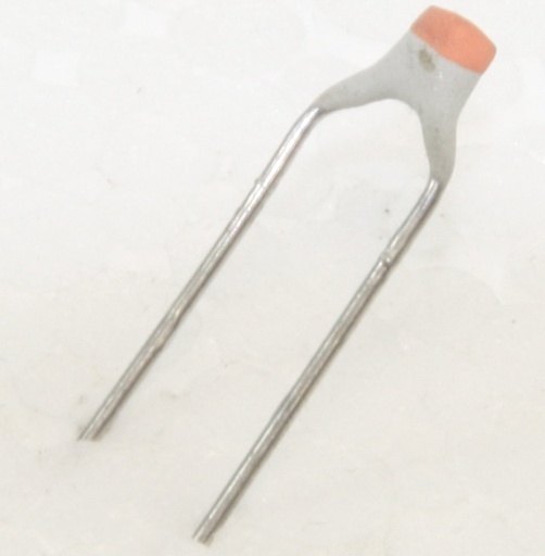 [147107] Cer Capacitor 10pF 100V P5,08 N150