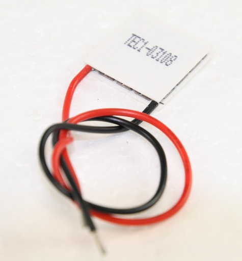 [148758] Peltier element, 20x20mm. 3,75VDC 8,5A (17,6W)